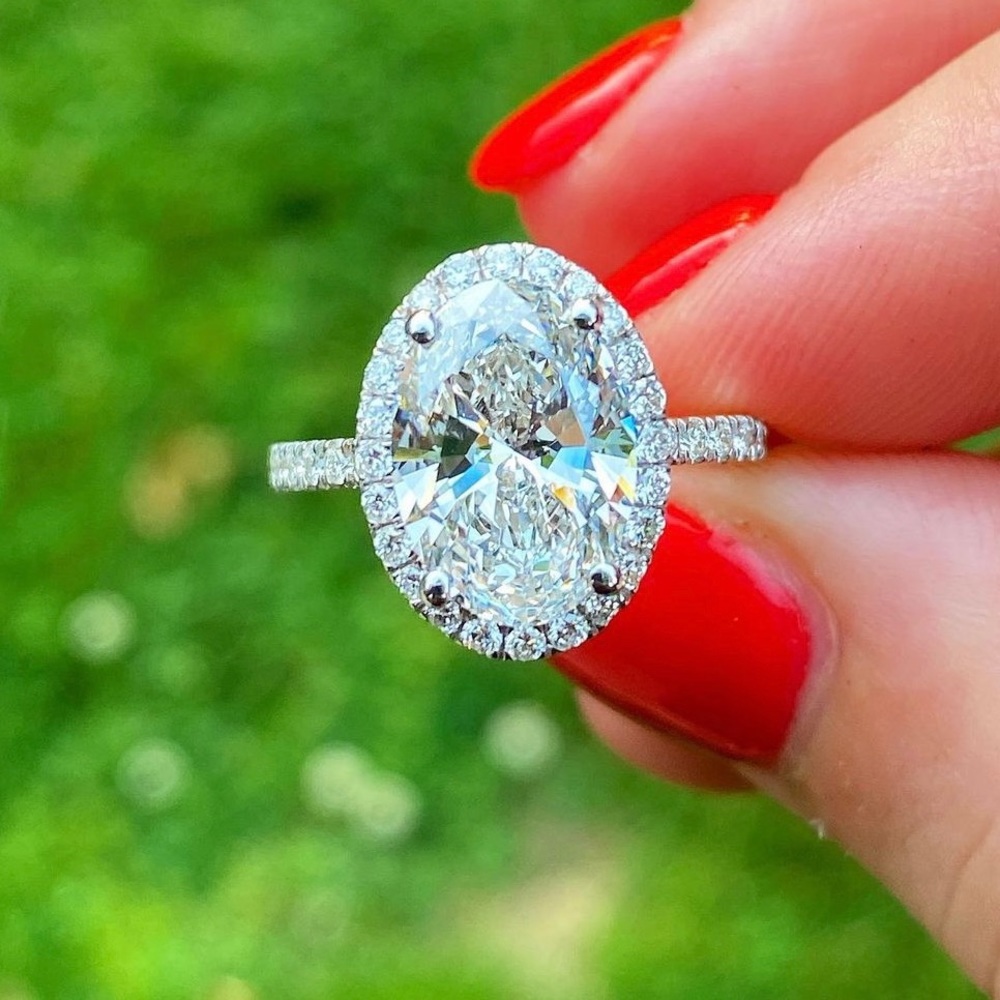 18k 3.25cttw Diamond Ring